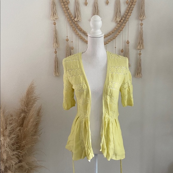 Anthropologie Knitted & Knotted yellow crochet tie front sweater shirt sleeve S - Picture 11 of 15